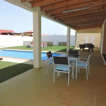 Ventura - Piscina Climatizada & Aire Acondicionado *