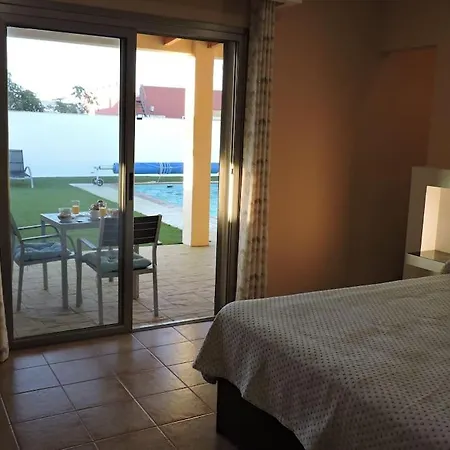 Ventura - Piscina Climatizada & Aire Acondicionado فيلة *