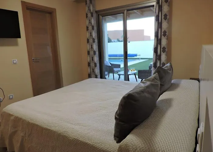 Ventura - Piscina Climatizada & Aire Acondicionado *