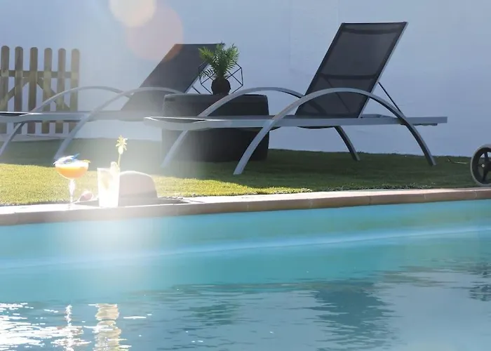 Ventura - Piscina Climatizada & Aire Acondicionado